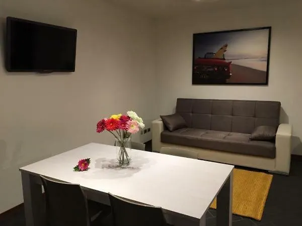 Welcome Traveller La Perla Apartments Garda  Italy
